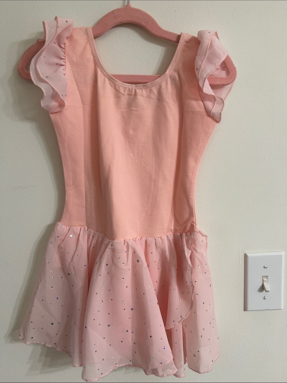 Girls Pink Sparkle Tulle Ballet Uniform. Tags still on. 4/5. Arshiner.